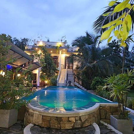 Bed and Breakfast Optimum Residencies Негомбо Екстер'єр фото