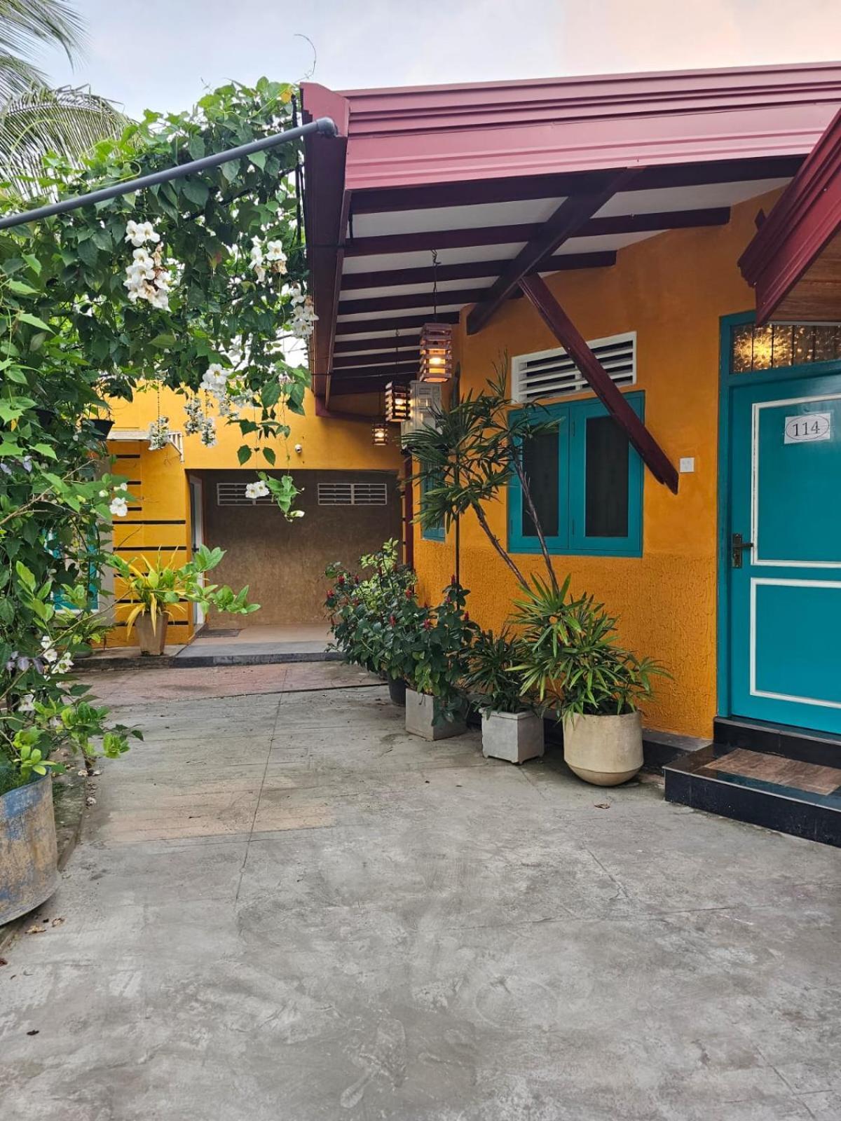 Bed and Breakfast Optimum Residencies Негомбо Екстер'єр фото